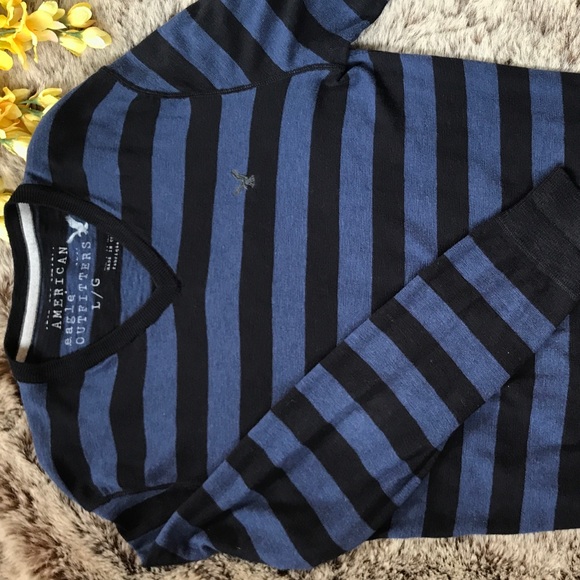 Men’s American Eagles sweater - Picture 7 of 7